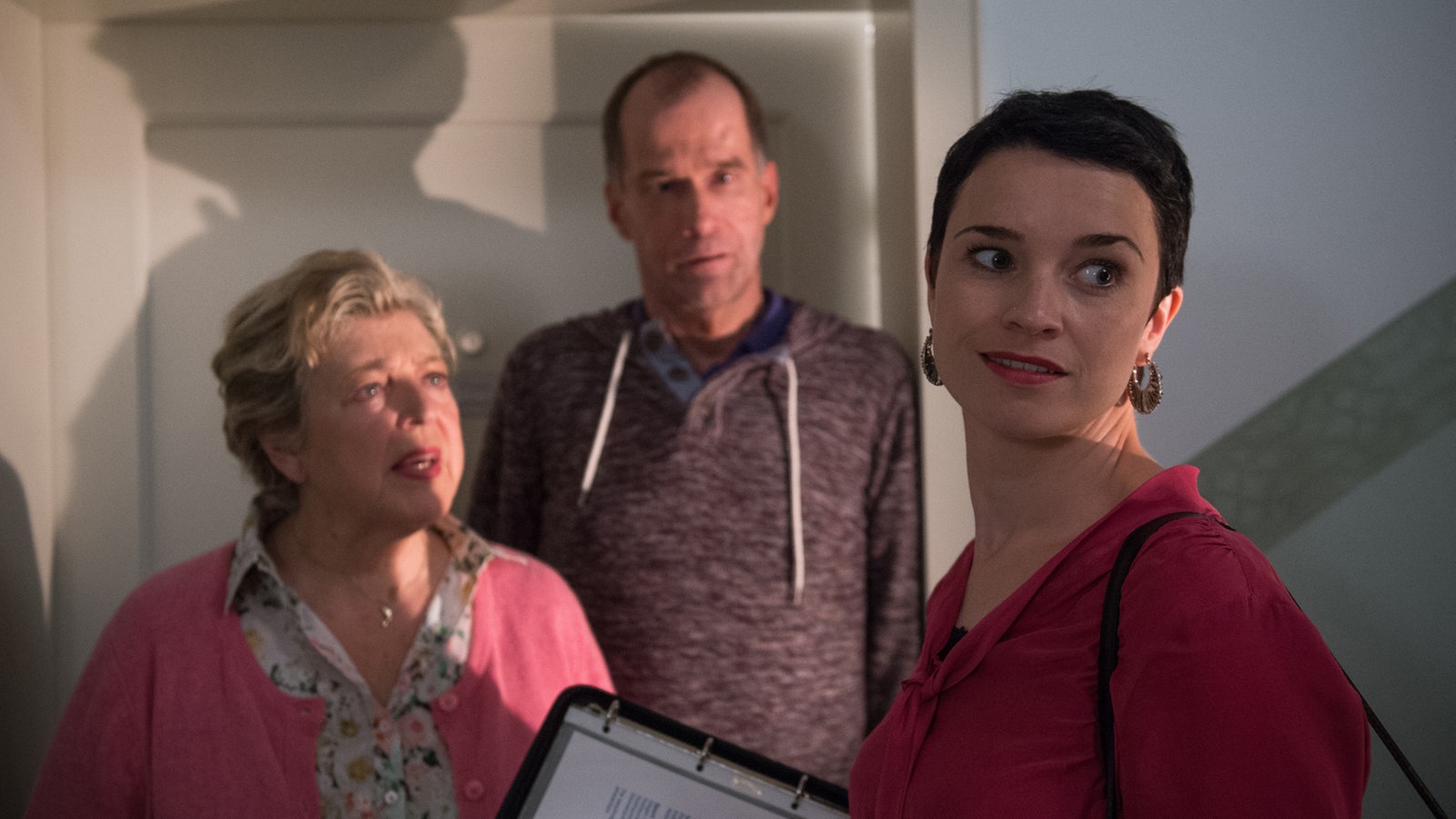 "Lindenstraße"-Folge 1555 "Mieterversammlung"