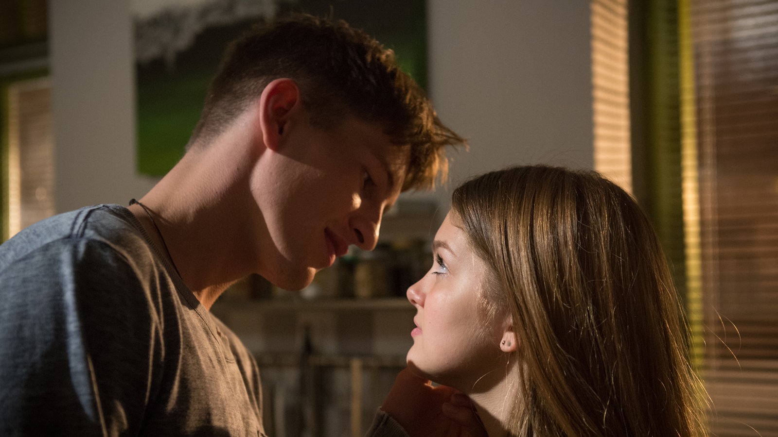 "Lindenstraße"-Folge 1555 "Mieterversammlung"