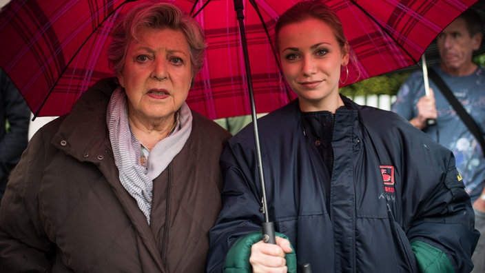 Lindenstraße-Folge 1725 Offenbarungen