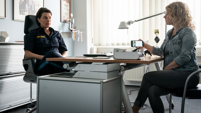 Lindenstraße-Folge 1726 Schattenboxen