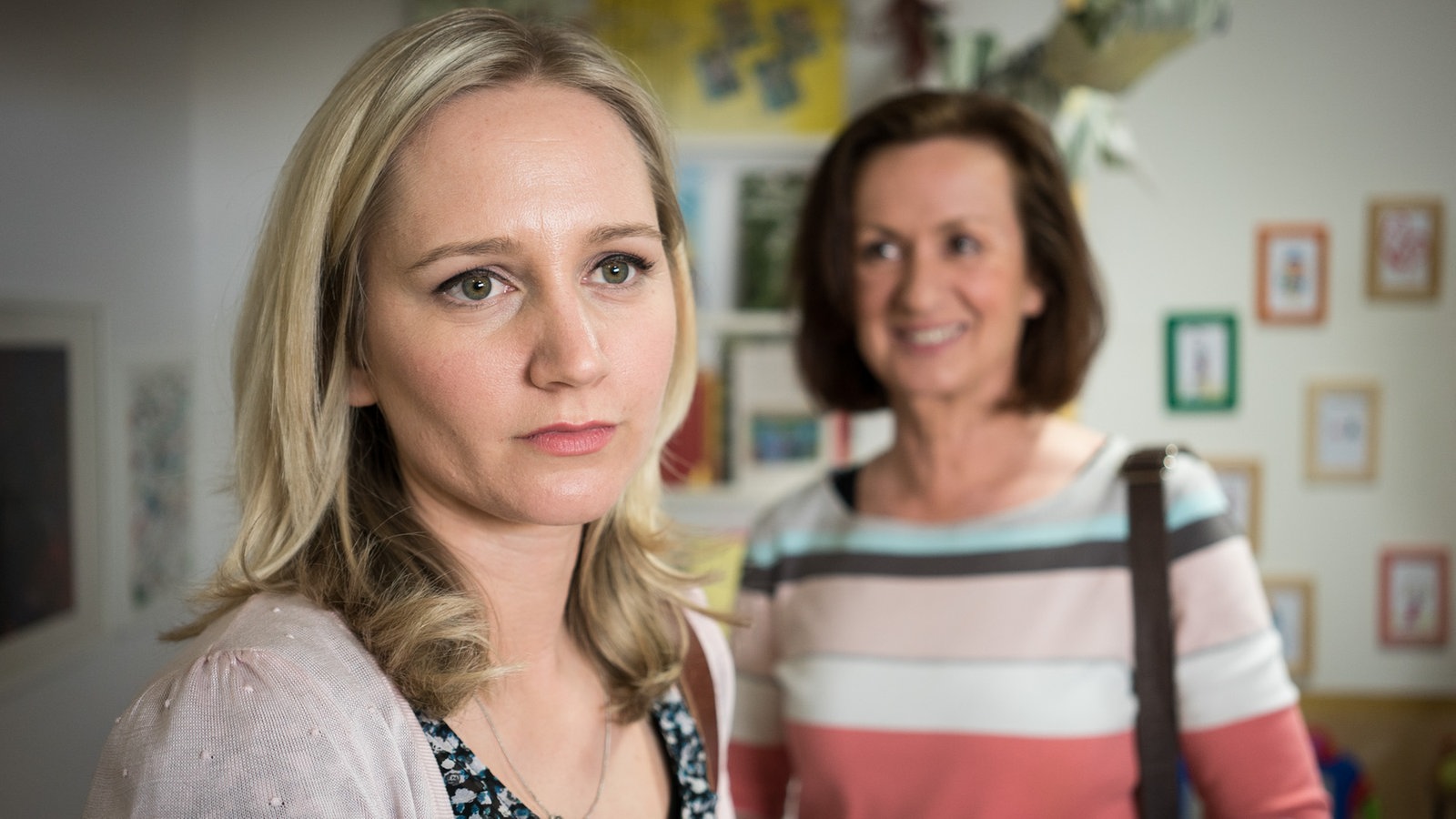 Lindenstraße Folge 1587 "Schwestern"