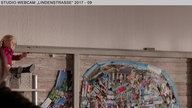 Hinter den Kulissen