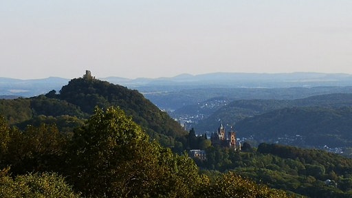 Der Drachenfels und die Drachenburg