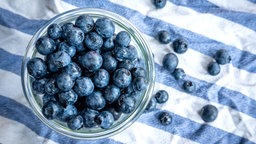 Blaubeeren in einer Schüssel 