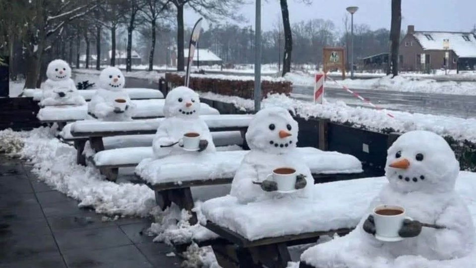 Ihre schönsten Fotos von Schneemännern