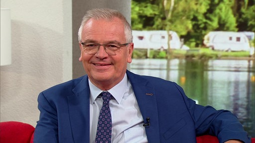 Gespräch mit Kabarettist Jürgen Beckers alias Jürgen B. Hausmann