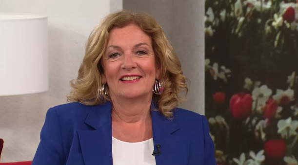 Promitalk mit Bettina Tietjen und Buchverlosung