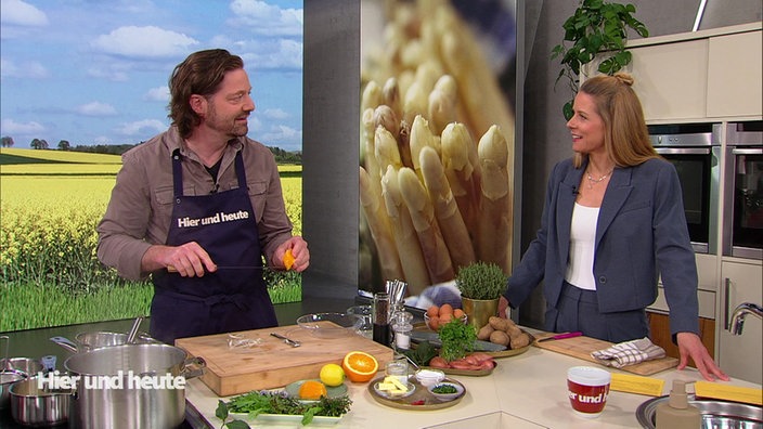 Weißer Spargel mit Zitronen-Hollandaise, Kartoffeln und Schinken