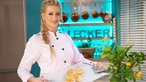 Marie Simon im WDR-Kochstudio. 