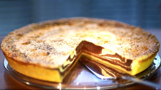 Käse-Tarte in Zebraoptik