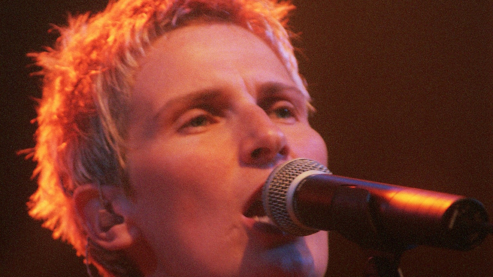 Chumbawamba beim Bizarre Festival 1998