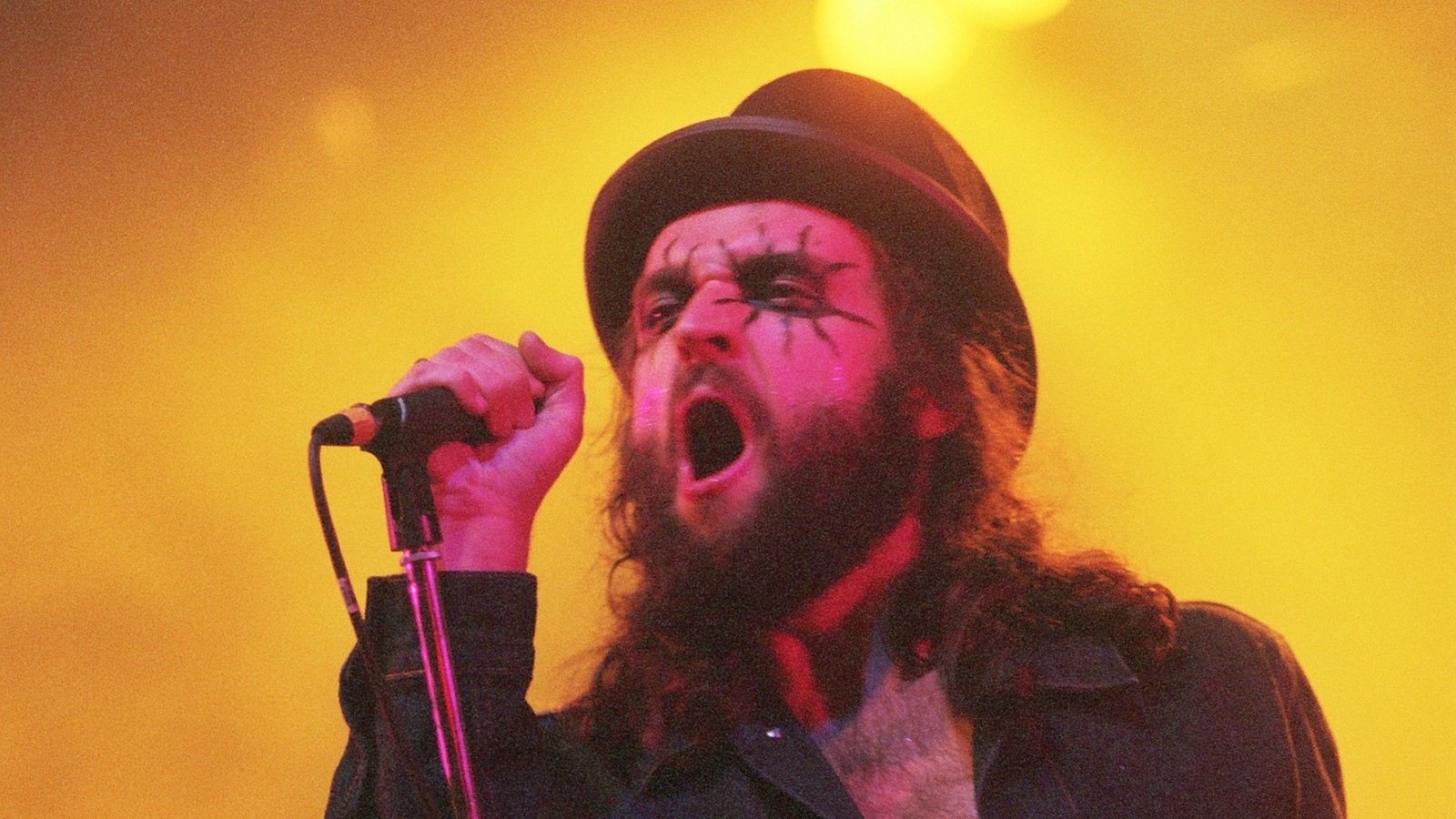 Turbonegro beim Bizarre Festival 1998
