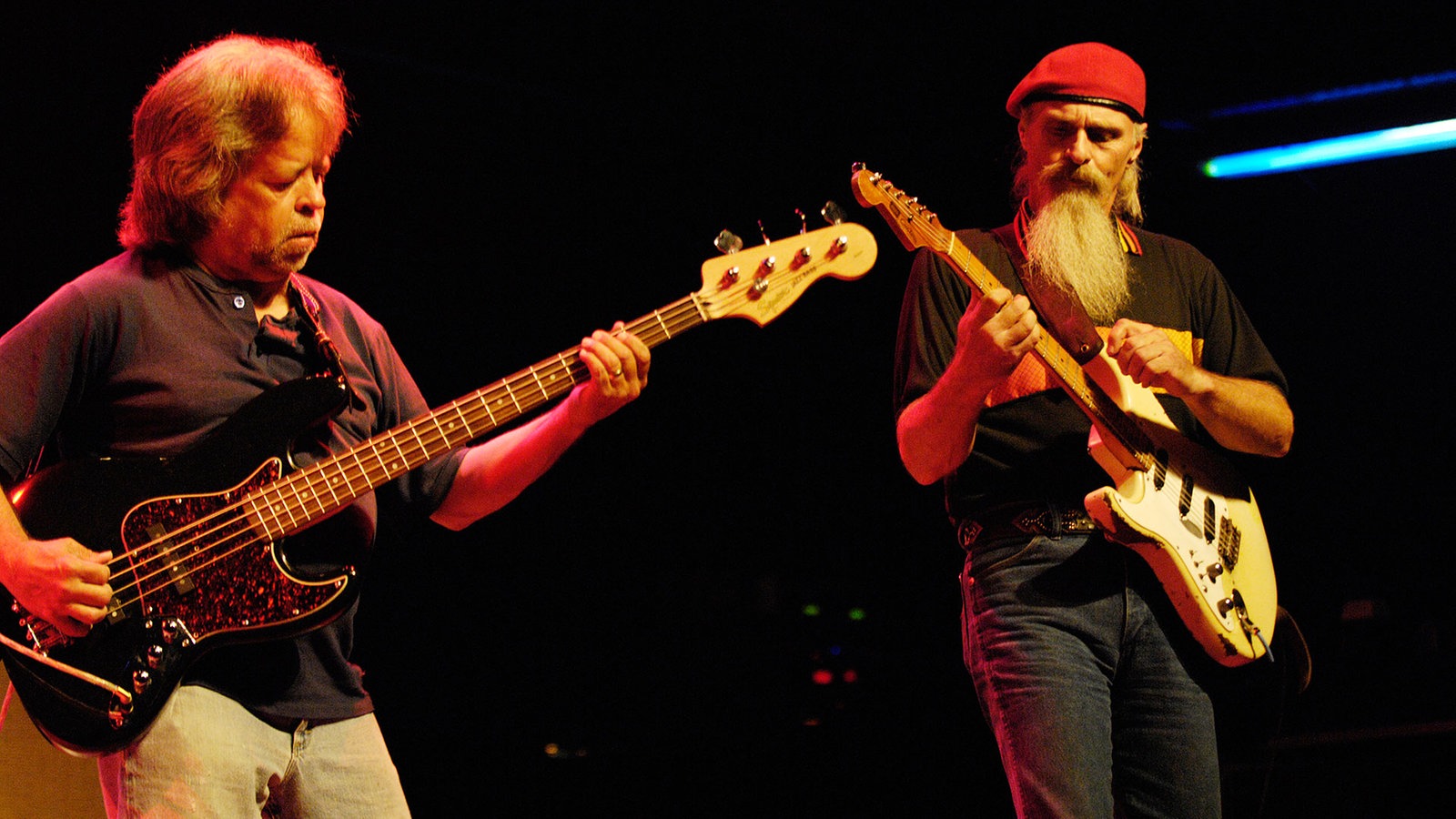 Rusty Burns und Phillip Petty von Point Blank nebeneinander bei der Classic Rocknacht 2007