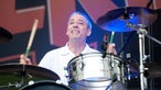 Greg „Dread“ Roberts von Dreadzone am Schlagzeug