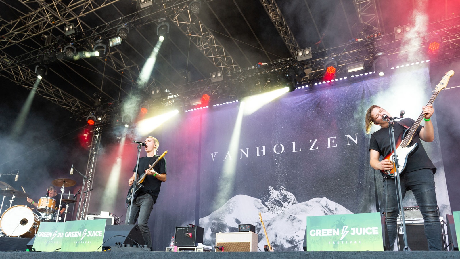 Van Holzen