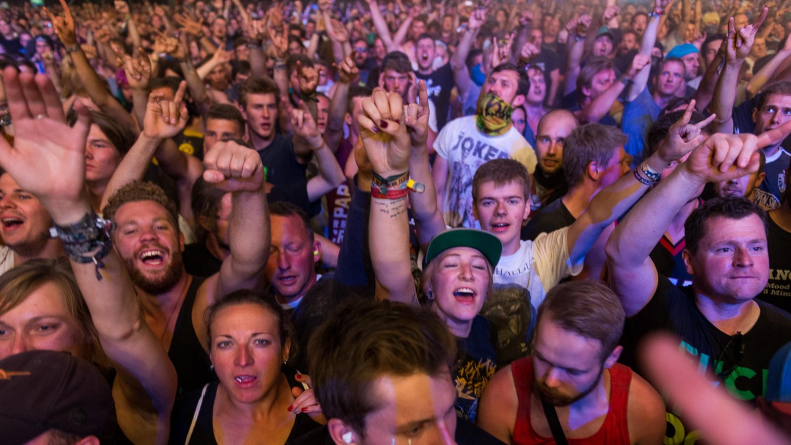 Publikum von Heaven Shall Burn beim Highfield Festival 2016