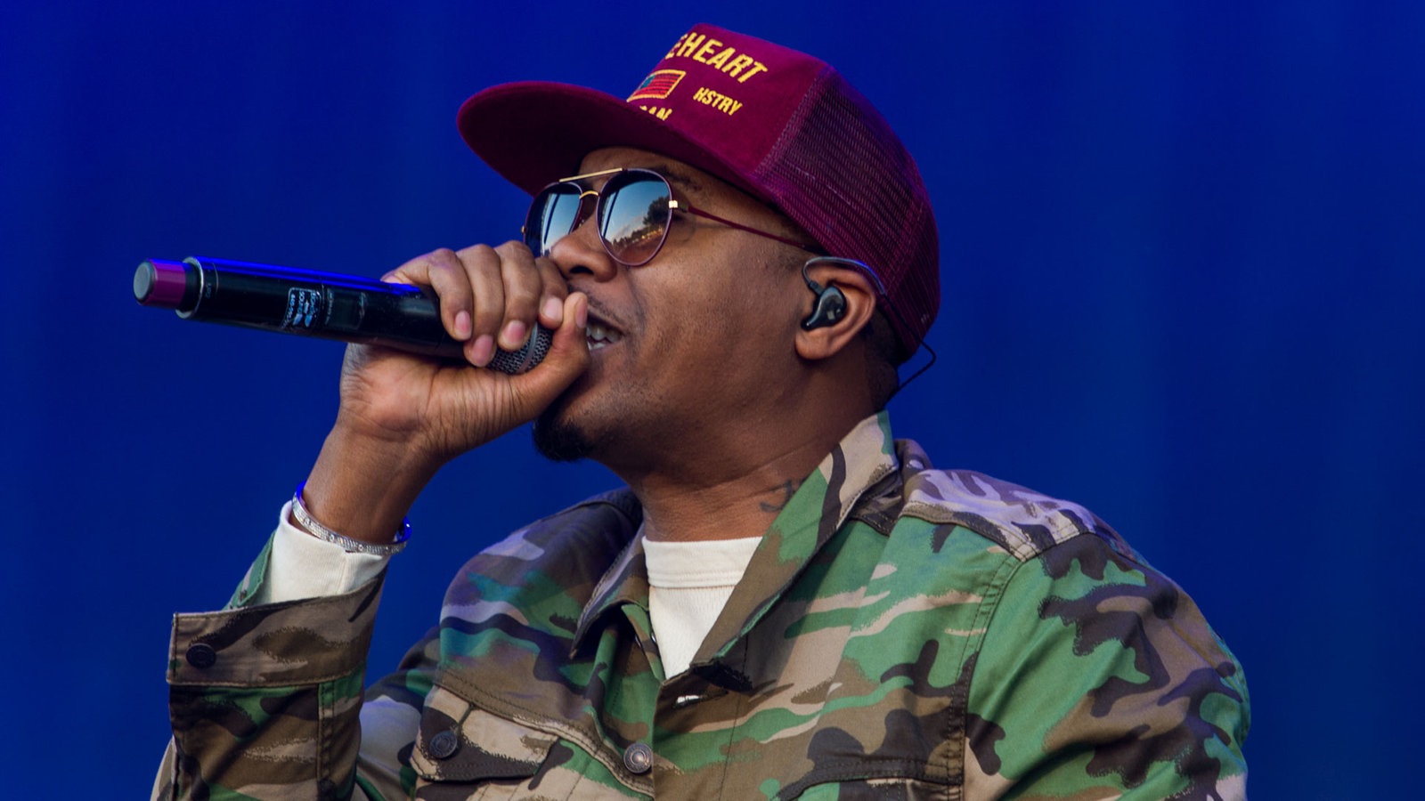 Nas