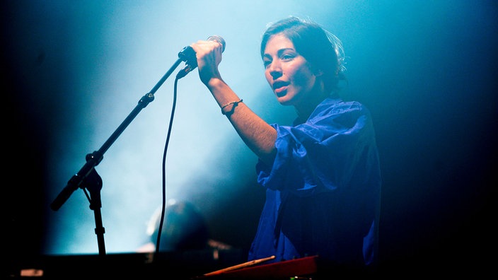 Caroline Polachek von Chairlift singt beim Rocknacht Special