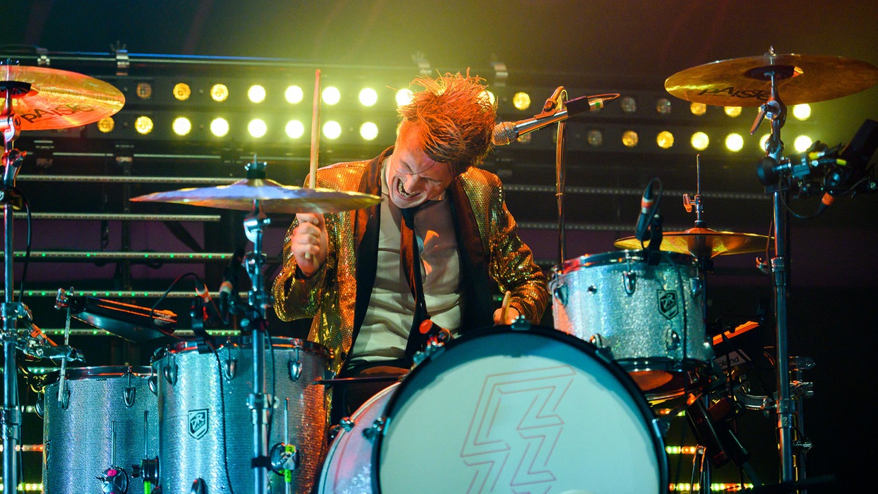  Royal Republic