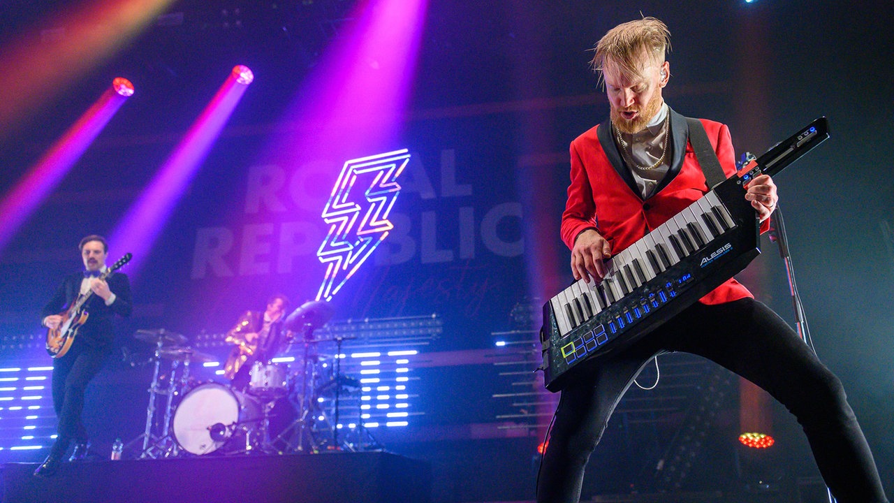  Royal Republic