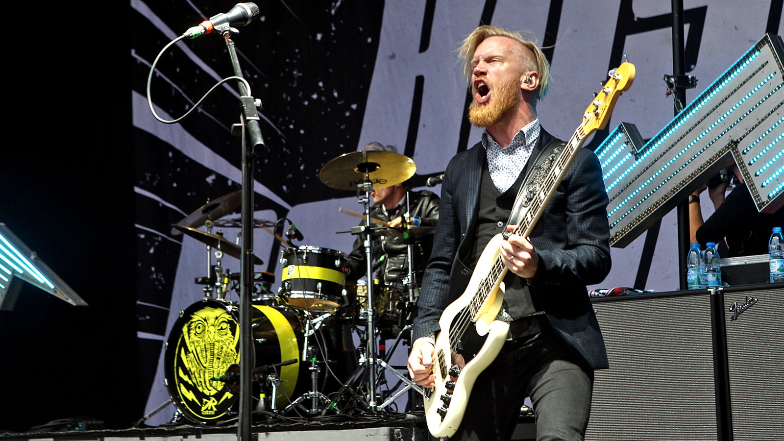 Royal Republic während eines Auftrittes im Rahmen des "XXIV. With Full Force Festival 2017" vom 22.06. - 24.06.2017 in Ferropolis, Gräfenhainichen.