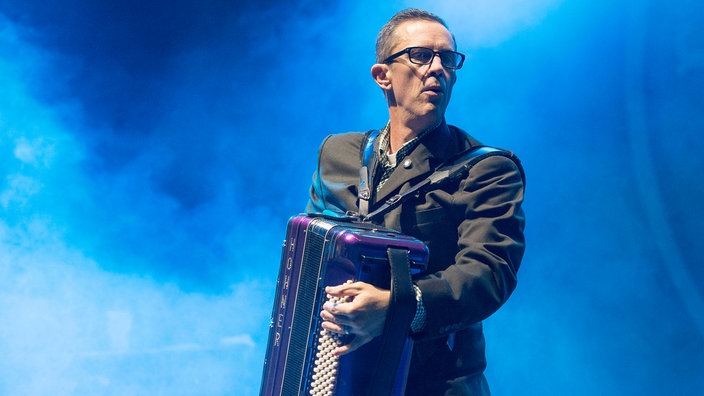 Flogging Molly beim Serengeti Festival 2014 
