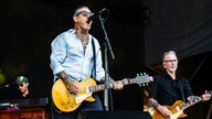 Social Distortion