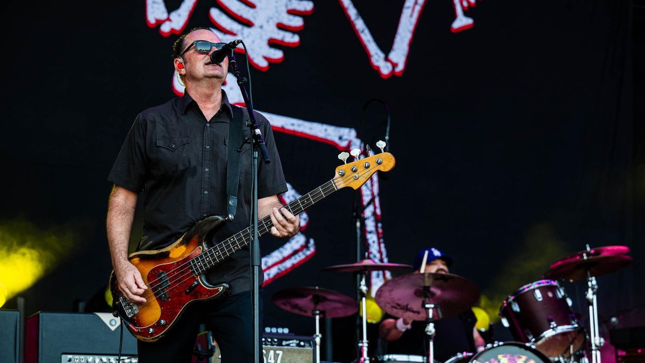 Social Distortion