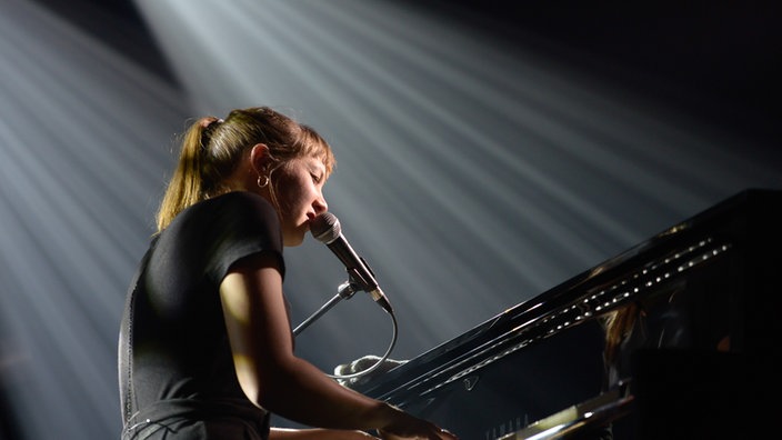Sophie Hunger bei den Leverkusener Jazztagen 2015