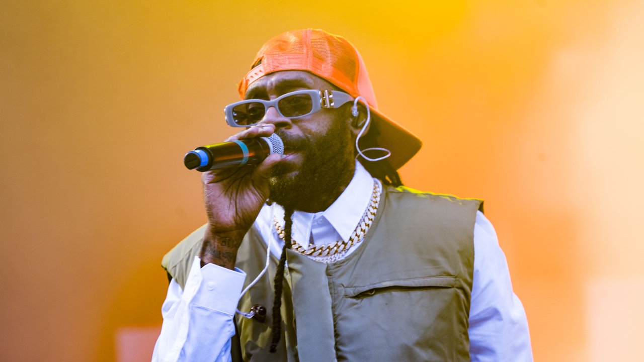 Tarrus Riley & Blak Soil Band