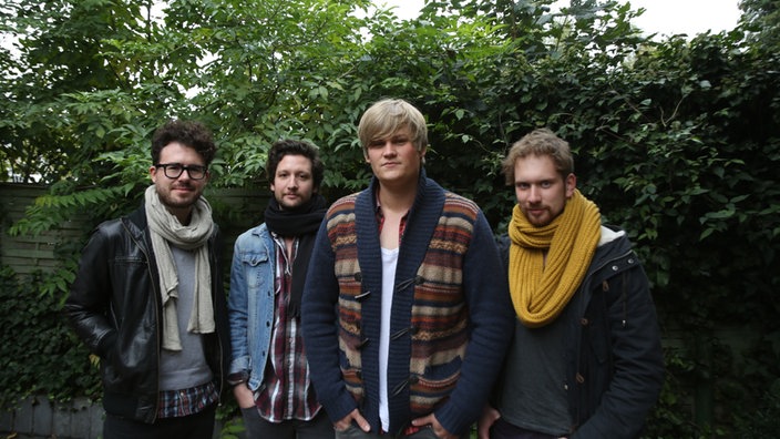 The Fog Joggers  Bandfoto vor Hecke