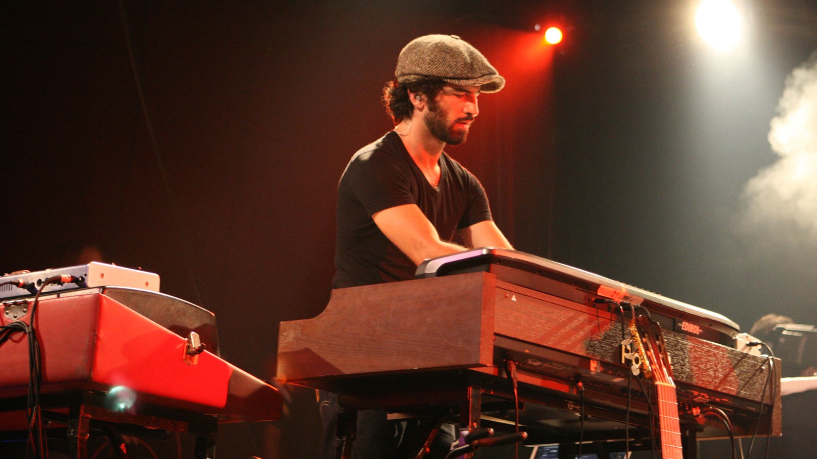 Lillo Scrimali am Keyboard für den Freundeskreis beim Underground Festival 2007