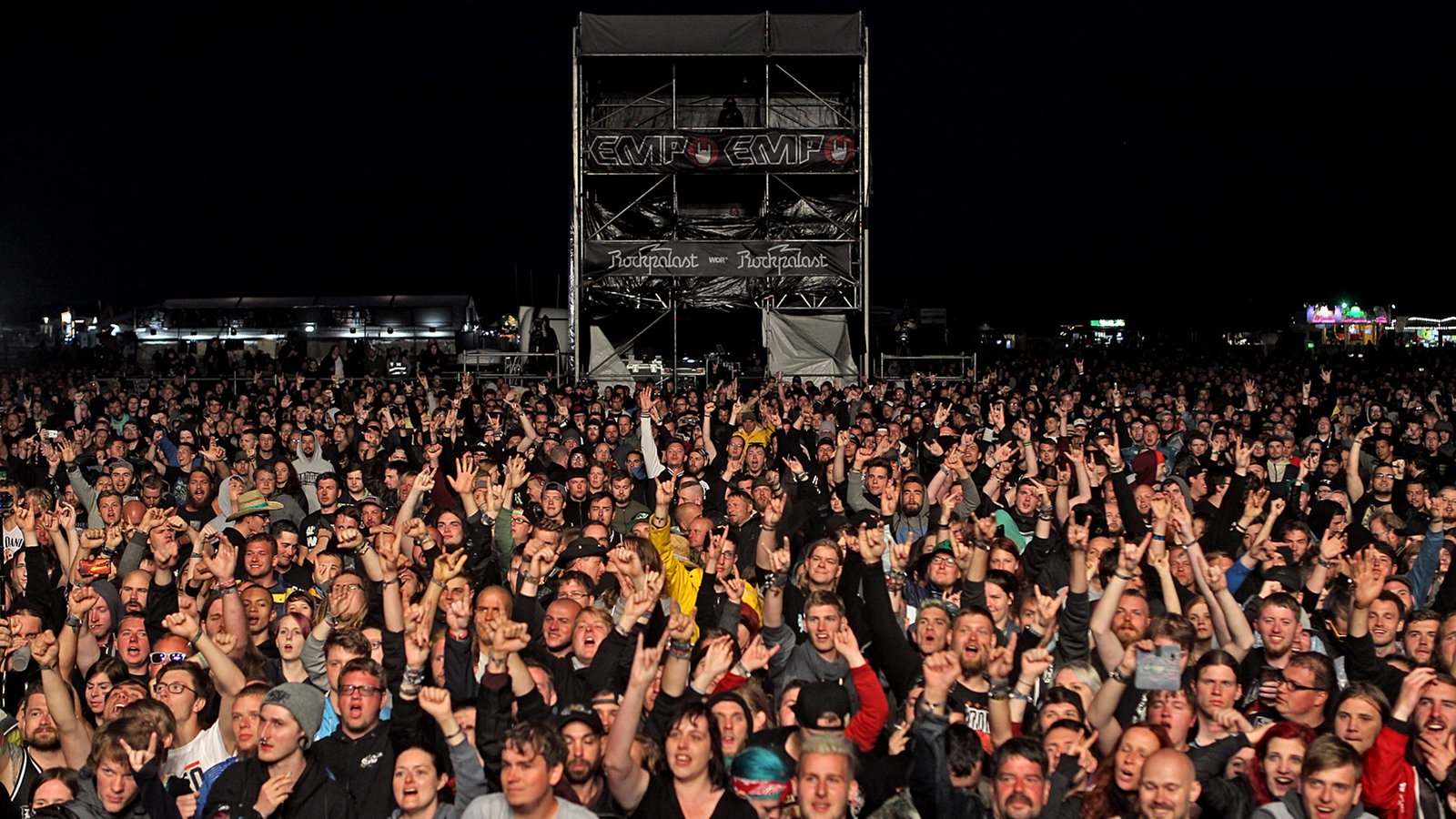Five Finger Death Punch beim With Full Force 2016