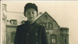 Schwarz-weiß Bild eines Jungen