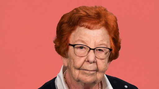 Porträt von Ruth Barra