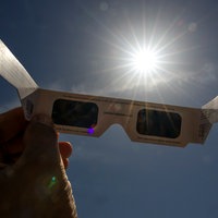 Schutzfilter-Brille für die Sonnenfinsternis 