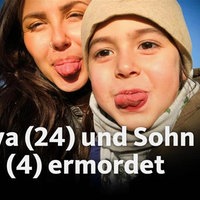 Mutter Derya und Sohn Kian. Beide strecken die Zunge raus und lächeln.