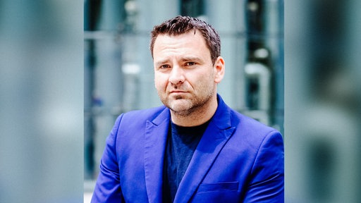 Ein Portrait von Cyberkriminologe Prof. Dr. Thomas-Gabriel Rüdiger.