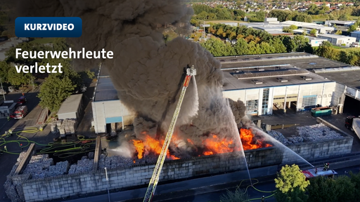 Großbrand in Abfallsortieranlage in Iserlohn 