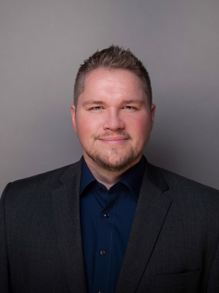 Benedikt Falszewski (SPD) gewinnt den Wahlkreis Duisburg II bei der NRW-Landtagswahl 2022