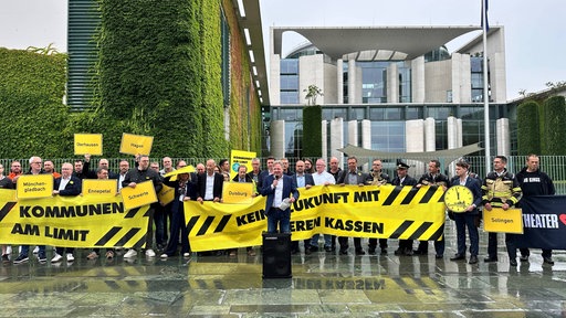 Kommunen in NRW am Limit - Protest in Berlin