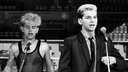 Depeche Mode bei einem Fernsehauftritt bei ZDF "Flashlights", 1984. Sänger Dave Gahan und Gitarrist Martin Gore am Keyboard.