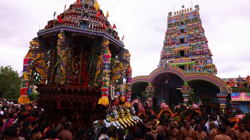 Hinduistischen Tempelfest am Sri-Kamadchi-Ampal-Tempel in Hamm-Uentrop