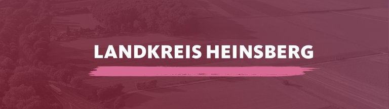 Der Blick von oben auf das Naturschutzgebiet "Am hintersten Berg" in Hückelhoven. Darauf der Schriftzug "Landkreis Heinsberg".