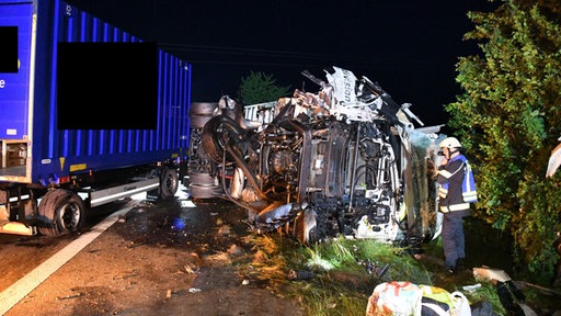 Umgestürzter LKW auf der A2