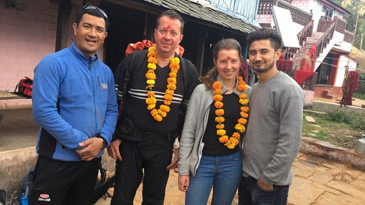 Nach der Flut in Nepal: Herdecker Familie engagiert sich erneut