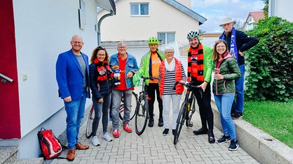 Gruppenfoto von Frank Müller mit Freunden und Familie