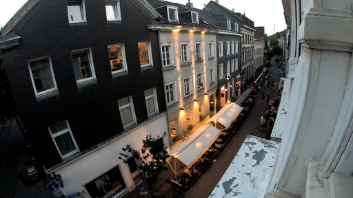 Ein Abend in der Luisenstraße im Zeitraffer