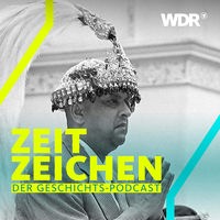 Kathmandu, 04.06.2001: Gyanendra Bir Bikram Shah Dev "König, Nepal" grüßt das Volk, nachdem er vom höchsten Hindu-Priester zum neuen König von Nepal gekrönt wurde.