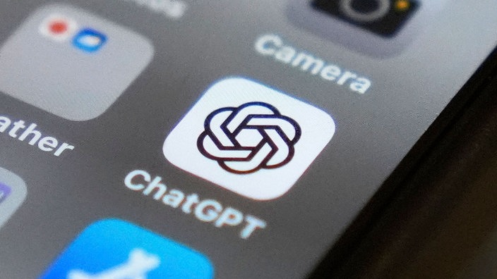 Icon der Chat GPT App auf einem Smartphone